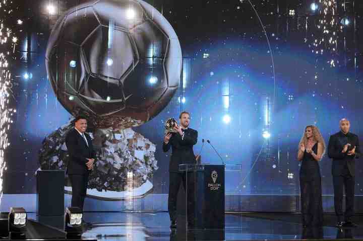 马卡评2026金球:奖项应凭场上表现赢得,而非通过采访为自己造势